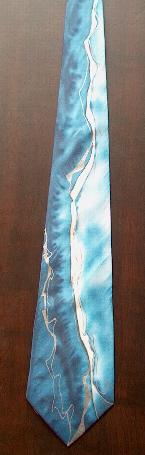 Foto: Hedvábná kravata modrá blesk