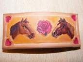 foto: Spona do vlasů dva koně s růží